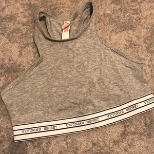 high neck Vs sports bra